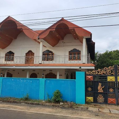 Hb Budget Rest Hotel Jaffna Exterior foto